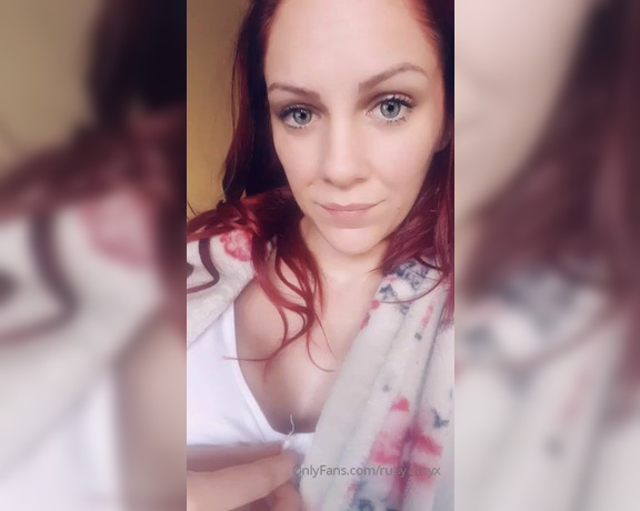 Ruby Onyx aka Ruby_onyx OnlyFans - Just chilling with my boobs today boys! Sexting on offer! Still doing a discount! 20 mins $25 30