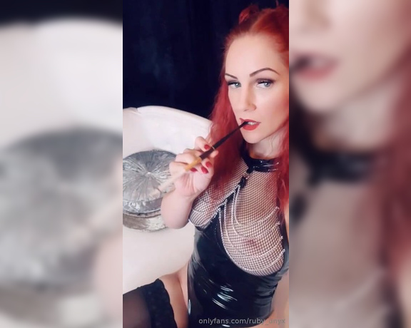 Ruby Onyx aka Ruby_onyx OnlyFans - Smoke Fetish