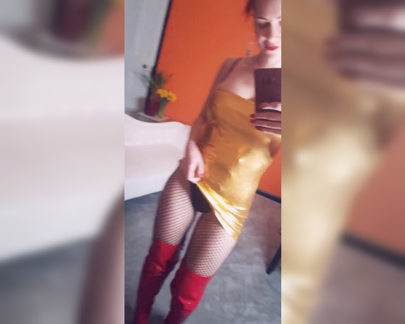 Ruby Onyx aka Ruby_onyx OnlyFans - Does this outfit do it for you