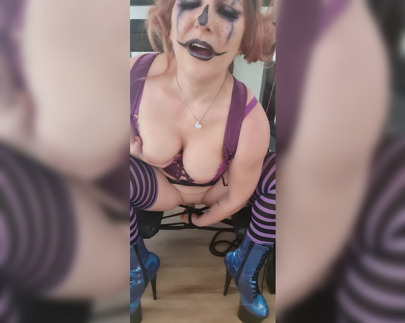 Mistress DeVille aka deville mistress - 23-10-2021 OnlyFans Video - Crazy clown went to town_2 What else do you want me to do