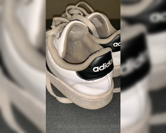 Kinkerbell aka itskinkerbell_feet Foot Fetish - 09-23-2021 OnlyFans Video - I have two pairs of used shoes for sale Birkenstocks amp Adidas superstars