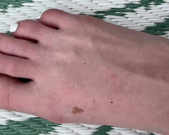 Kinkerbell aka itskinkerbell_feet Foot Fetish - 07-13-2022 OnlyFans Video - Love what the summer does to my feet