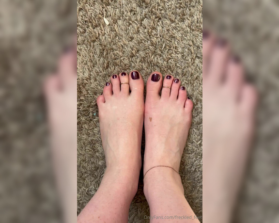 Kinkerbell aka itskinkerbell_feet Foot Fetish - 09-11-2023 OnlyFans Video - My weekweekend was busy AF but here is my pedi reveal  fresh content, coming soon