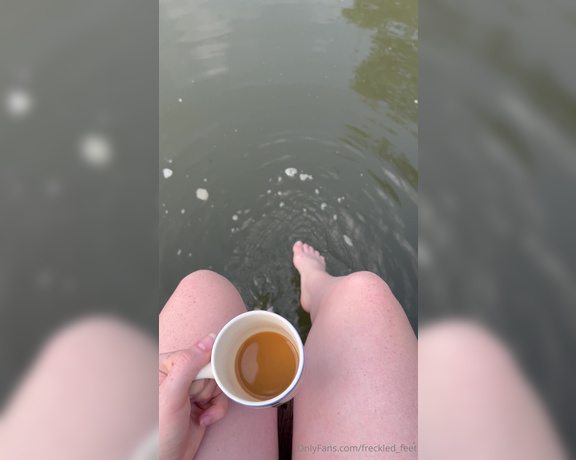 Kinkerbell aka itskinkerbell_feet Foot Fetish - 07-14-2024 OnlyFans Video - A weekend at the lake was just what I needed