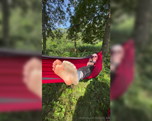 Kinkerbell aka itskinkerbell_feet Foot Fetish - 07-29-2024 OnlyFans Video - Stinky camping socks