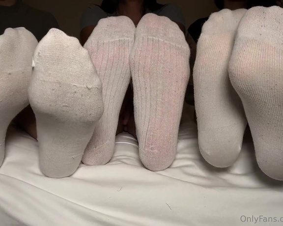 Megy Feet aka megyfeet Foot Fetish - 05-19-2024 OnlyFans Video - Tu veux renifler Wanna sniff