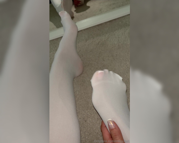 Megy Feet aka megyfeet Foot Fetish - 01-13-2024 OnlyFans Video - Hey baby