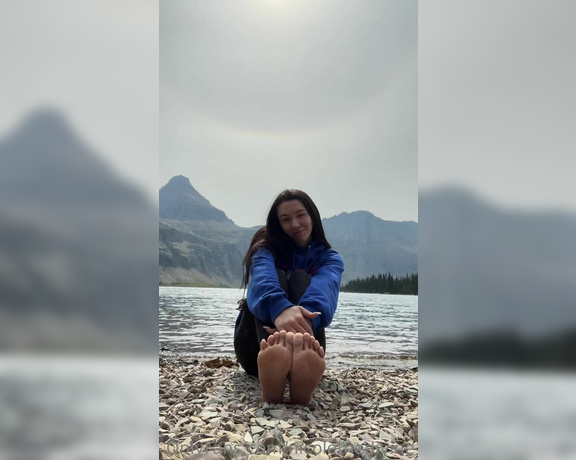 Nicole the Divine aka nicolethedivine Foot Fetish - 08-23-2023 OnlyFans Video - Happy I can now say Ive done a 7 mile hike So tiring but so worth