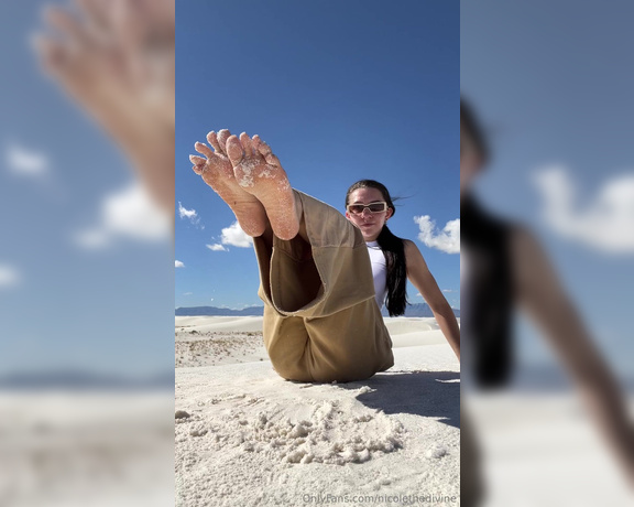 Nicole the Divine aka nicolethedivine Foot Fetish - 10-26-2023 OnlyFans Video - Would you lick the sand off them