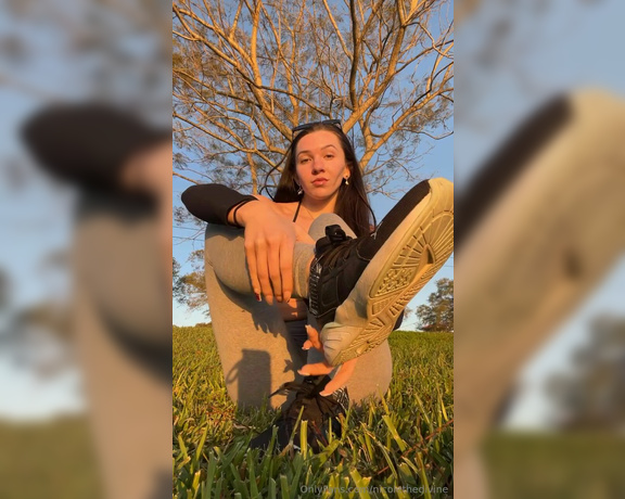 Nicole the Divine aka nicolethedivine Foot Fetish - 02-29-2024 OnlyFans Video - Caught a couple people at this lake watching me take my sneakers off I wonder if