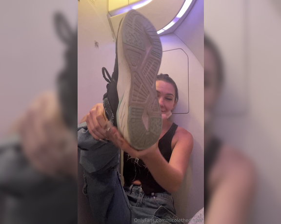 Nicole the Divine aka nicolethedivine Foot Fetish - 12-26-2023 OnlyFans Video - Bathroom fun on the airplane