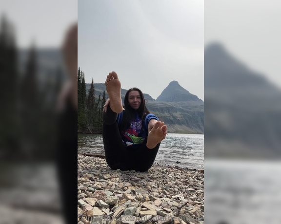 Nicole the Divine aka nicolethedivine Foot Fetish - 08-21-2023 OnlyFans Video - Dirty feet in Glacier national park  who wants to buy the socks I hiked in