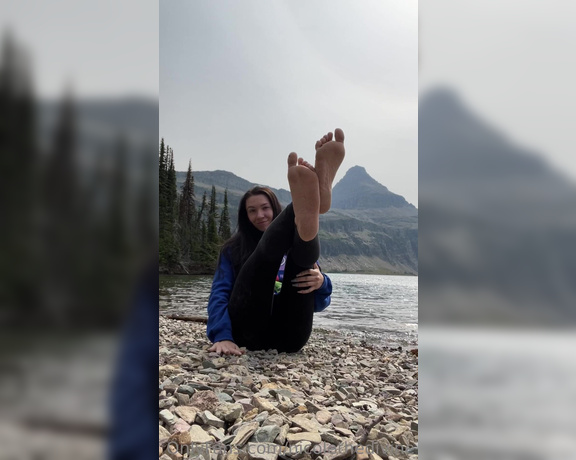 Nicole the Divine aka nicolethedivine Foot Fetish - 08-21-2023 OnlyFans Video - Dirty feet in Glacier national park  who wants to buy the socks I hiked in