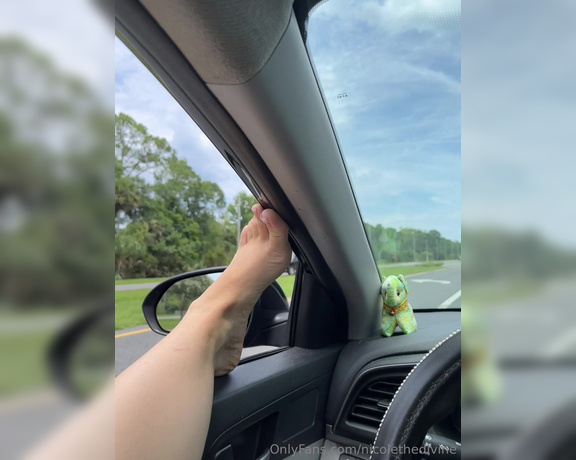 Nicole the Divine aka nicolethedivine Foot Fetish - 07-18-2024 OnlyFans Video - Love love loveeee driving barefoot