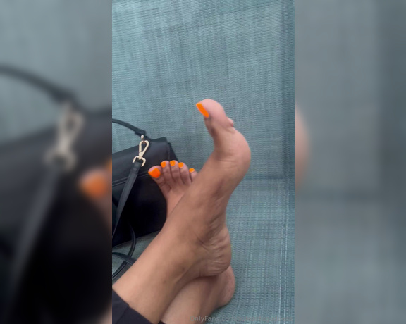 Pretty Solez aka solezofagoddess Foot Fetish - 09-24-2024 OnlyFans Video - Leaked solezofagoddess 20782