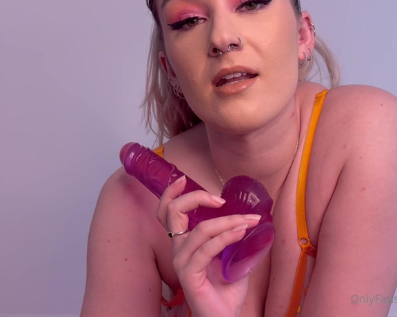 Realhoneytunnelx aka realhoneytunnelx Findom - 06-25-2022 OnlyFans Video - Why on earth I filmed this video when I had severe tooth pain is beyond me