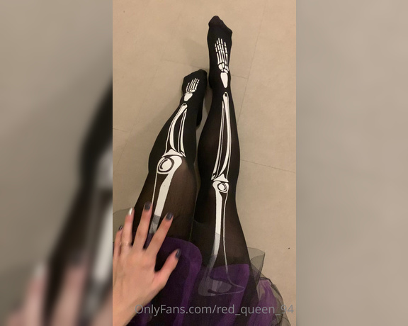 Red  Queen aka red_queen_94 Femdom - 10-31-2020 OnlyFans Video - Happy Halloween losers