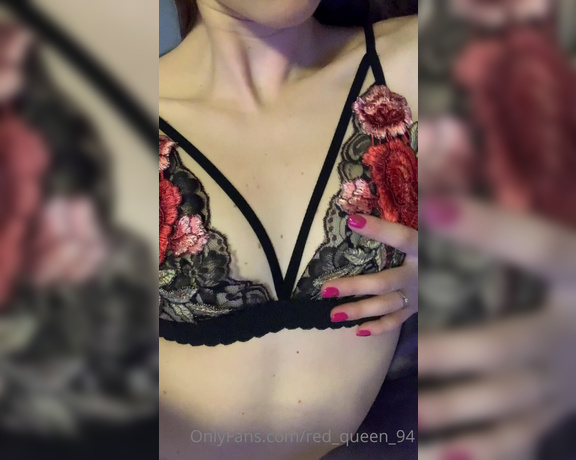 Red  Queen aka red_queen_94 Femdom - 11-16-2020 OnlyFans Video - What do you think of my new bra