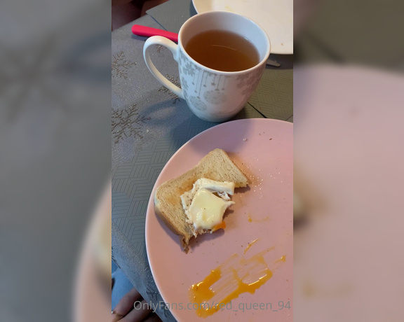 Red  Queen aka red_queen_94 Femdom - 01-09-2021 OnlyFans Video - My cucky cooked breakfast for me Only leftovers for him