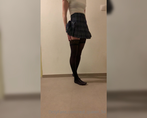 Red  Queen aka red_queen_94 Femdom - 01-21-2021 OnlyFans Video - How hot am I