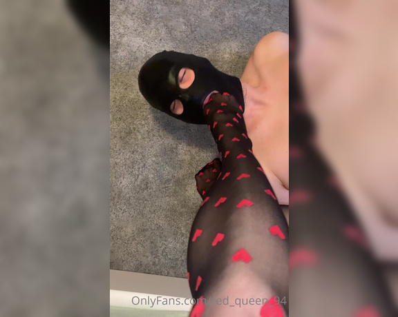 Red  Queen aka red_queen_94 Femdom - 02-23-2022 OnlyFans Video - Eat my feet