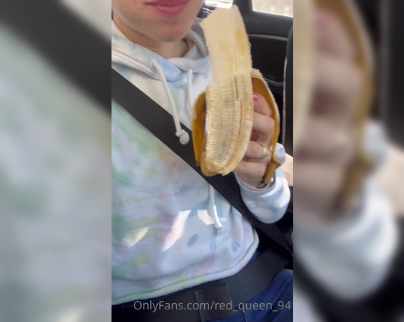 Red  Queen aka red_queen_94 Femdom - 09-02-2022 OnlyFans Video - Off to the airport Im hot even eating a banana