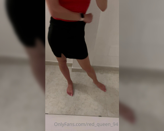 Red  Queen aka red_queen_94 Femdom - 09-07-2022 OnlyFans Video - Going out for dinner How do I look