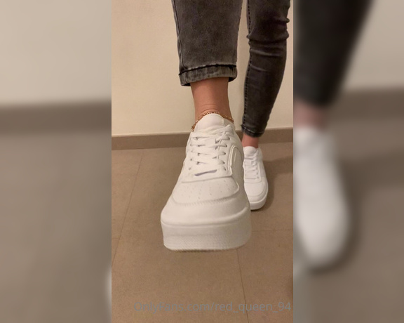 Red  Queen aka red_queen_94 Femdom - 03-18-2023 OnlyFans Video - Worship my sneakers foot boi I want to see you under my foot