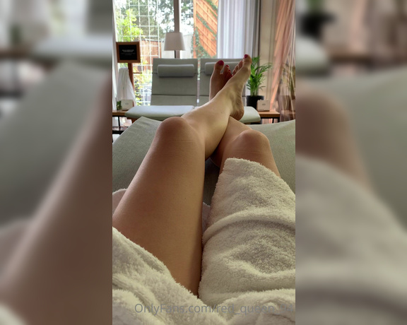 Red  Queen aka red_queen_94 Femdom - 05-01-2023 OnlyFans Video - Enjoying my sub funded relaxing day Feeling weak for my divine feet Feeling weak for the