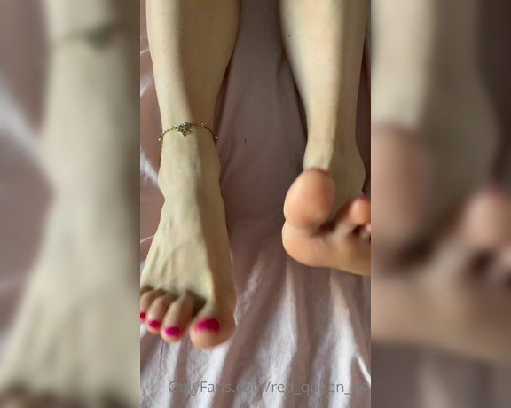 Red  Queen aka red_queen_94 Femdom - 05-18-2022 OnlyFans Video - How do you like my toes  and my anklet