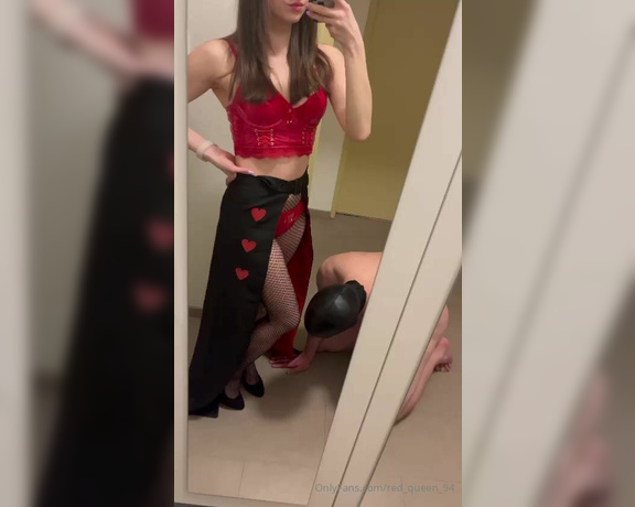 Red  Queen aka red_queen_94 Femdom - 03-29-2024 OnlyFans Video - Every time I wear heals I want my feet kissed and worshipped