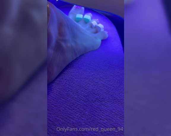 Red  Queen aka red_queen_94 Femdom - 04-26-2023 OnlyFans Video - Take a good care of my feet Make my toes pretty