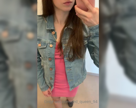 Red  Queen aka red_queen_94 Femdom - 06-10-2020 OnlyFans Video - OOTD Am I hot Or am I hot