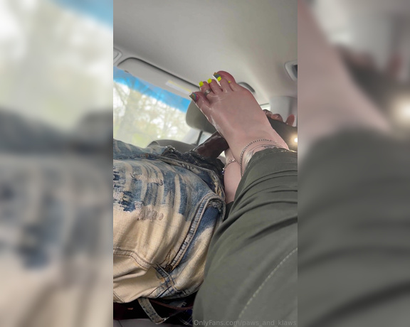 PAWS and KLAWS aka paws_and_klaws Foot Fetish - 04-24-2024 OnlyFans Video - That sideways stroke tho  Full video with cum shot releasing Friday