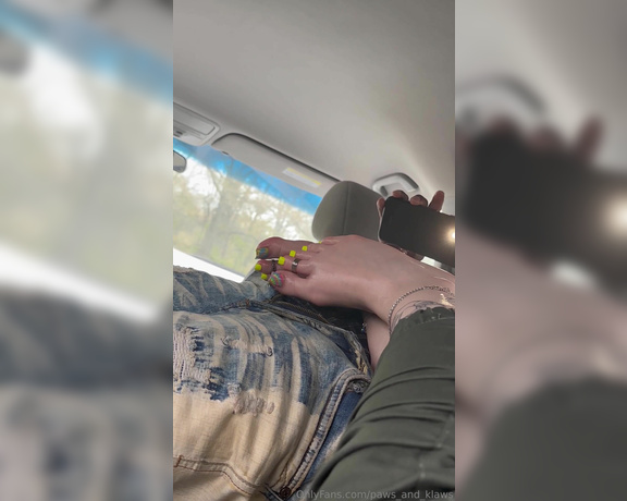 PAWS and KLAWS aka paws_and_klaws Foot Fetish - 04-24-2024 OnlyFans Video - That sideways stroke tho  Full video with cum shot releasing Friday