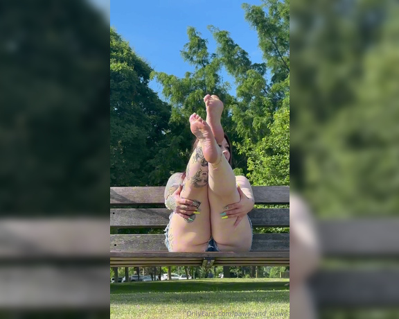 PAWS and KLAWS aka paws_and_klaws Foot Fetish - 06-09-2024 OnlyFans Video - Went for a walk but had to throw these soles up in the wind real quick