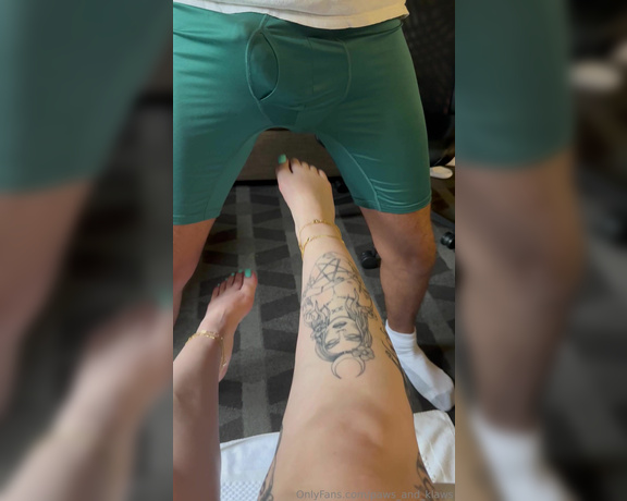 PAWS and KLAWS aka paws_and_klaws Foot Fetish - 06-16-2024 OnlyFans Video - This gentle ball busting play date was fun