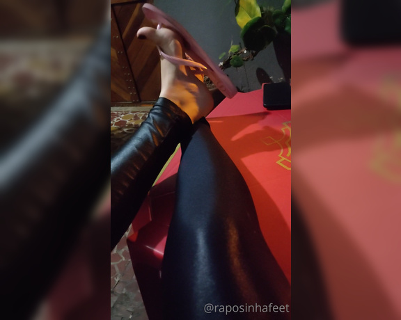 Raposinha Feet aka raposinhafeet Foot Fetish - 11-22-2020 OnlyFans Video - Essa combinação é sexy demais  This combination is too sexy