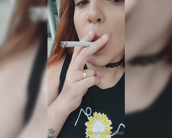 Raposinha Feet aka raposinhafeet Foot Fetish - 11-21-2020 OnlyFans Video - Smoke Fetish