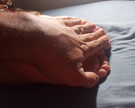 Raposinha Feet aka raposinhafeet Foot Fetish - 02-25-2022 OnlyFans Video - Leaked raposinhafeet 48432