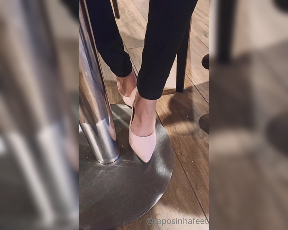 Raposinha Feet aka raposinhafeet Foot Fetish - 09-11-2022 OnlyFans Video - I wish you could smell it