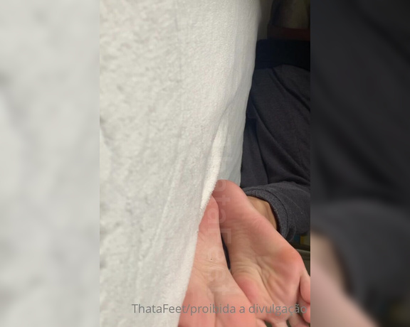 ThatAFeet aka . thatafeet Foot Fetish - 11-12-2021 OnlyFans Video - Recém tirados da sapatilha