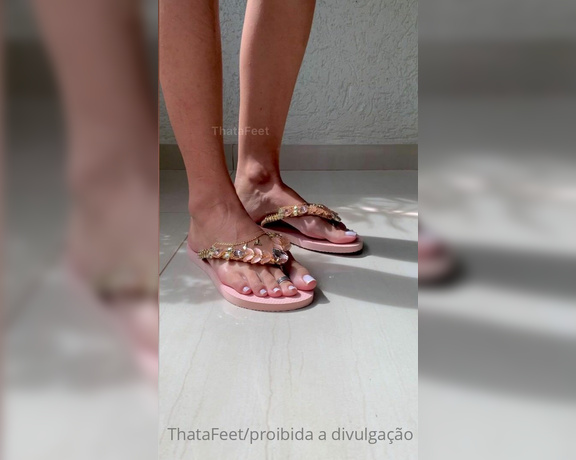 ThatAFeet aka . thatafeet Foot Fetish - 02-08-2022 OnlyFans Video - Do u Like this flip flops