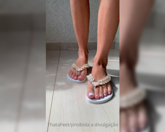 ThatAFeet aka . thatafeet Foot Fetish - 02-08-2022 OnlyFans Video - Do u Like this flip flops