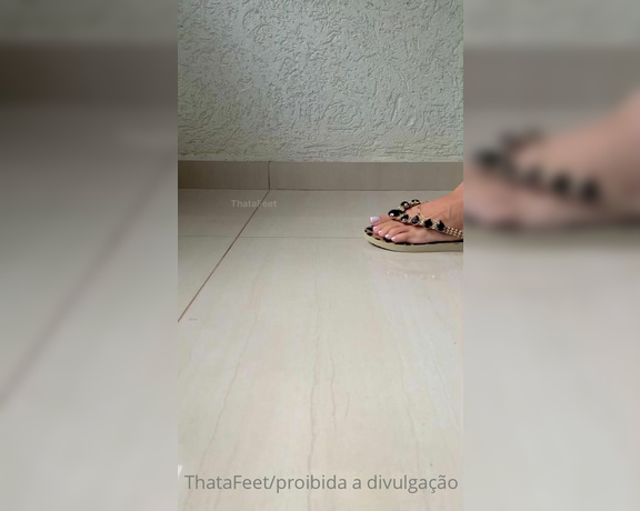 ThatAFeet aka . thatafeet Foot Fetish - 02-08-2022 OnlyFans Video - Do u Like this flip flops