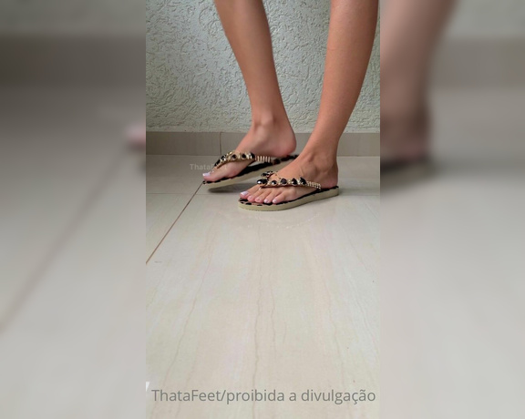 ThatAFeet aka . thatafeet Foot Fetish - 02-08-2022 OnlyFans Video - Do u Like this flip flops