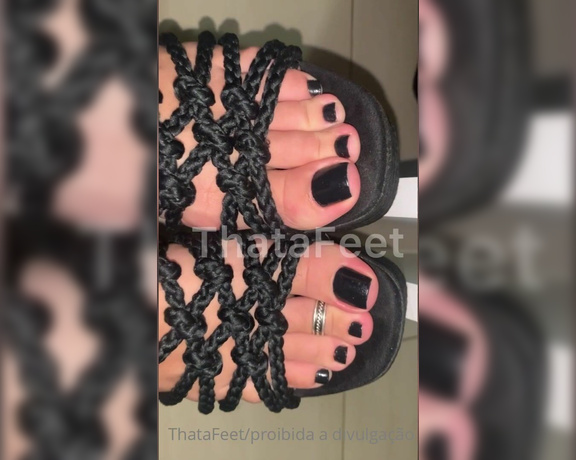 ThatAFeet aka . thatafeet Foot Fetish - 11-15-2022 OnlyFans Video - Bem pertinho