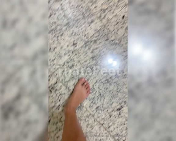 ThatAFeet aka . thatafeet Foot Fetish - 09-21-2024 OnlyFans Video - Chegar de viagem e descansar de esmalte um pouquinho