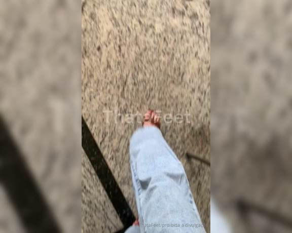 ThatAFeet aka . thatafeet Foot Fetish - 10-13-2024 OnlyFans Video - Coitados do vizinhos de baixo q ficam escutando esse toc toc