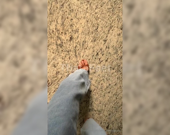 ThatAFeet aka . thatafeet Foot Fetish - 10-13-2024 OnlyFans Video - Coitados do vizinhos de baixo q ficam escutando esse toc toc